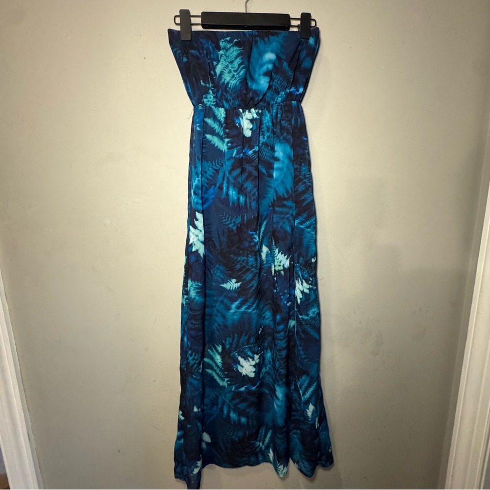 Blue Tropical Print Strapless Dress